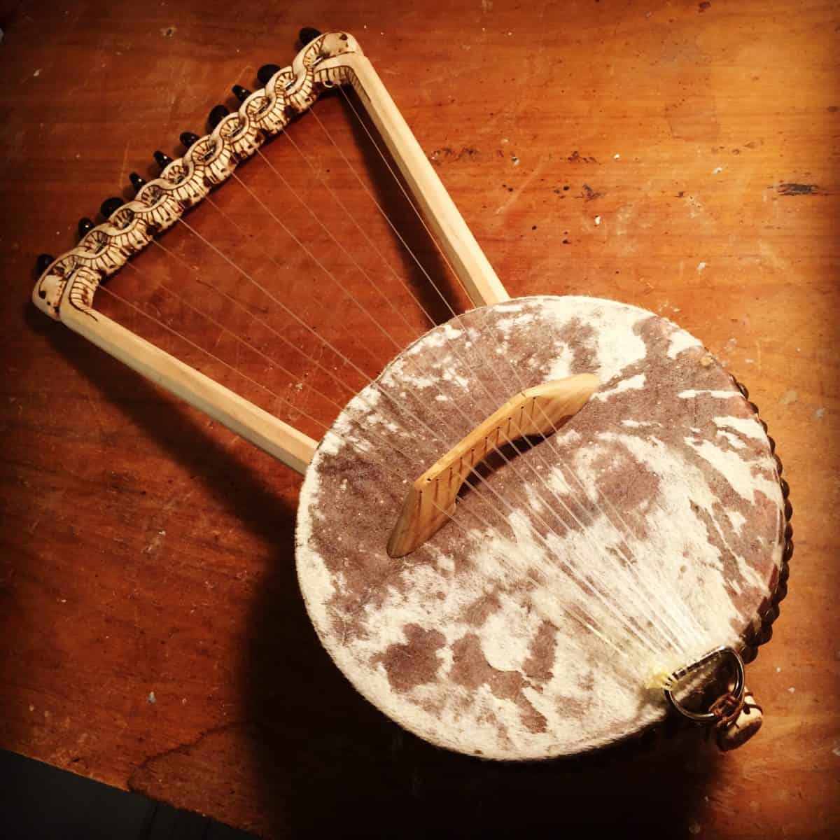 Lyre • The Bridge Brothers